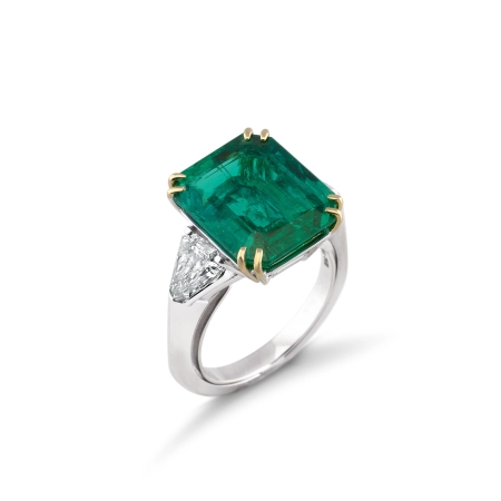  Solitaire with emerald and diamonds